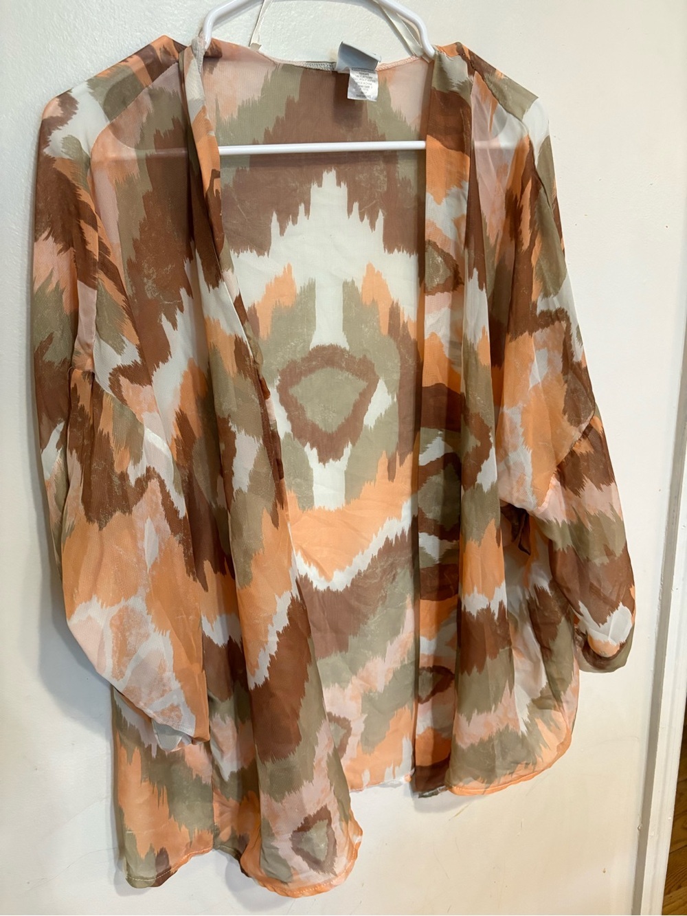 Lightweight Open-Front Kimono in Peach, Tan & White Ikat Print one size